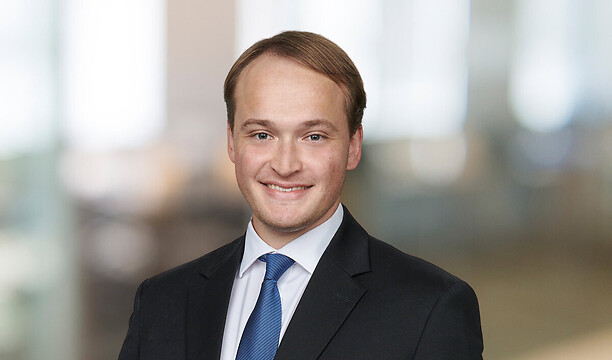 Professional Headshot of Lukas Schnepel